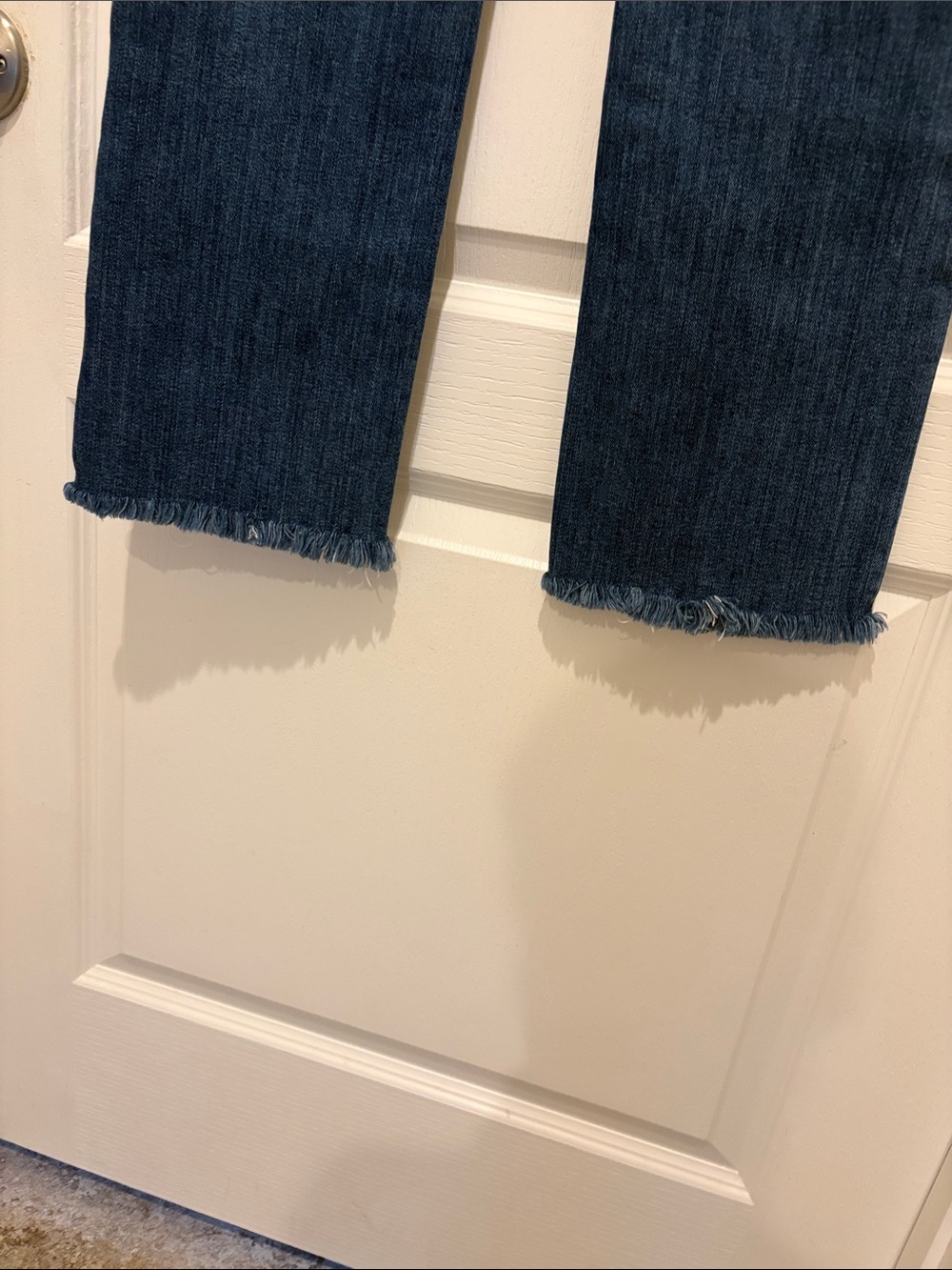 AYR The Pop High-Rise Raw Hem Jeans 27 L - Picture 7 of 9